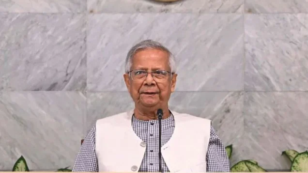 সীমান্তে অতন্দ্র প্রহরীর দায়িত্ব পালন করছে বিজিবি: প্রধান উপদেষ্টা