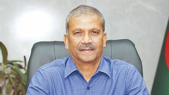 নিকাহ রেজিস্ট্রার হতে পারবেন কওমি ডিগ্রিধারীরাঃ আইন উপদেষ্টা