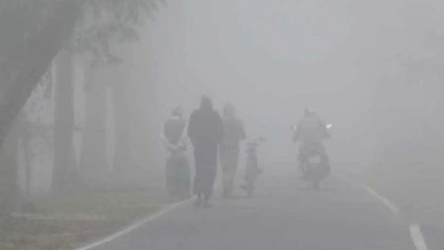 দেশজুড়ে তীব্র শীতের দাপট, তাপমাত্রা আরও নামবে কি?