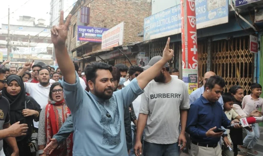 নির্বাচন ঘিরে ভারতের ষড়যন্ত্রের অভিযোগ এনসিপি নেতা নাহিদ ইসলামের