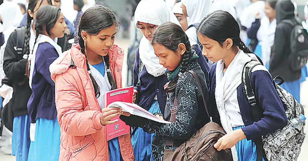 এক মাসের বেশি সময় পর শতভাগ পাঠ্যবই বিতরণ সম্পন্ন করল এনসিটিবি