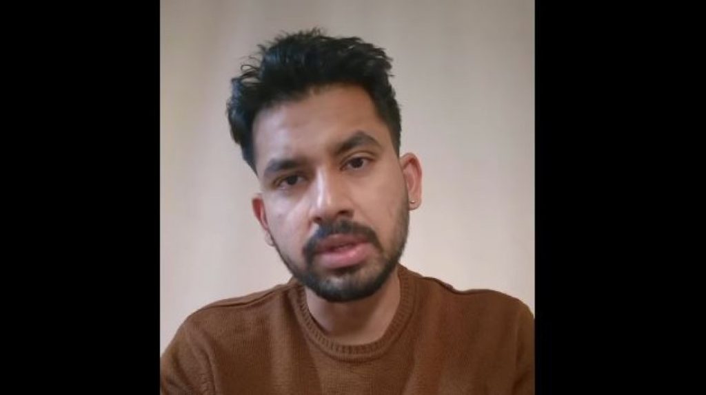 মব আতঙ্কে আত্মগোপনে অভিনেতা আলভী, ভিডিও বার্তায় দিলেন ব্যাখ্যা