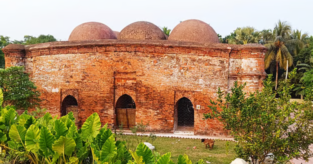 কপোতাক্ষ নদের তীরে শতাব্দীপ্রাচীন মসজিদকুঁড় মসজিদ