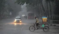 দেশে ফের বৃষ্টিবলয়ের শঙ্কা, দীর্ঘস্থায়ী বন্যা পরিস্থিতির আশঙ্কা