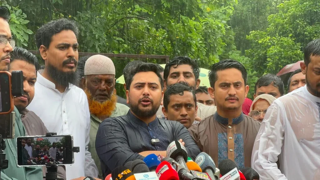 ৫ আগস্টের মধ্যে জুলাই স্মৃতি জাদুঘর চালু না হলে জনগণই খুলে দেবে: নাহিদ ইসলাম