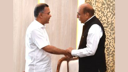 প্রধানমন্ত্রীর সঙ্গে বৈঠকের পরই দিল্লিতে ত্রিবেদী, ঢাকা-দিল্লি সম্পর্কে নতুন বার্তার ইঙ্গিত?