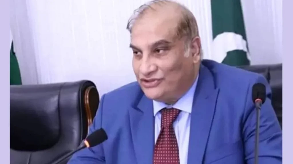 ঢাকায় পাকিস্তান হাইকমিশনারের বাসভবনে আগুন, স্ত্রীসহ হাসপাতালে ভর্তি
