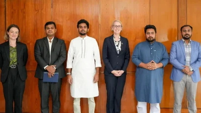 ব্রিটিশ হাইকমিশনারের সঙ্গে নাহিদ ইসলামের বৈঠক, আলোচনায় বাংলাদেশের রাজনৈতিক পরিস্থিতি