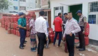 সরকারি দামে গ্যাস সিলিন্ডার বিক্রি নিশ্চিতে অভিযান, জরিমানা ৩৯ প্রতিষ্ঠানকে